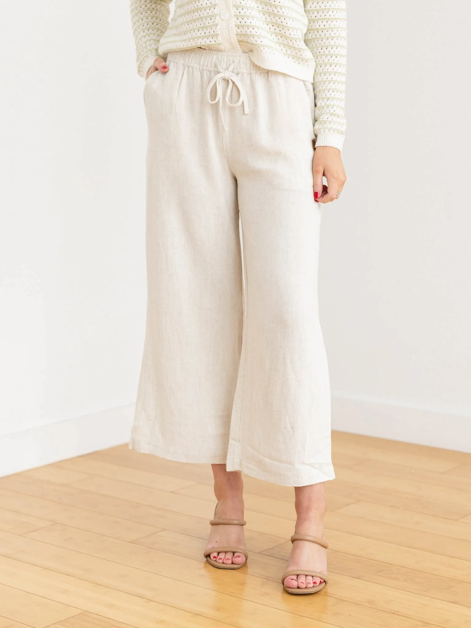Cropped Drawstring Linen Pants