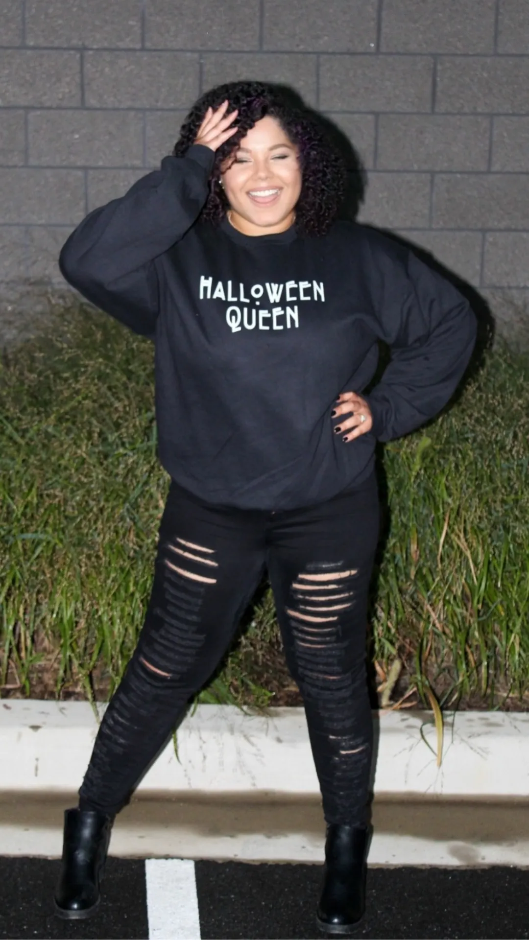Halloween Queen Crewneck Sweatshirt- Black