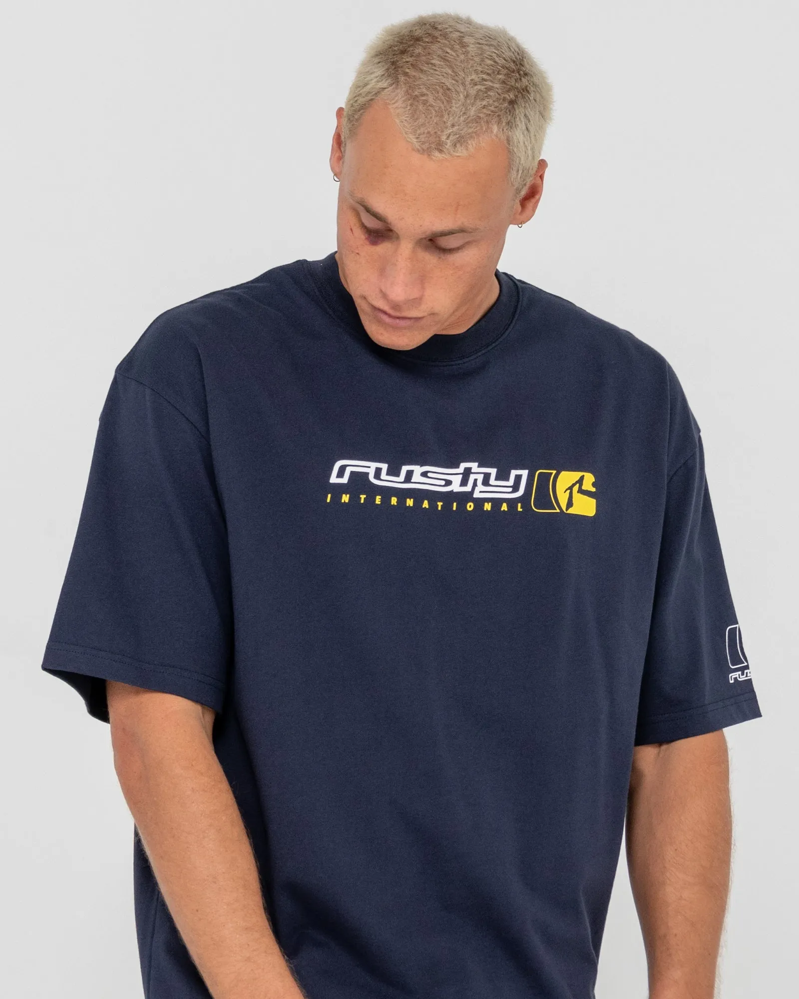 Jetsetter Graphic Tee