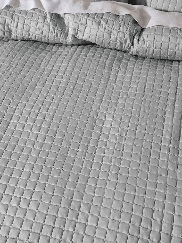 Linen House Verona Silver 270x270cm Queen Coverlet Set