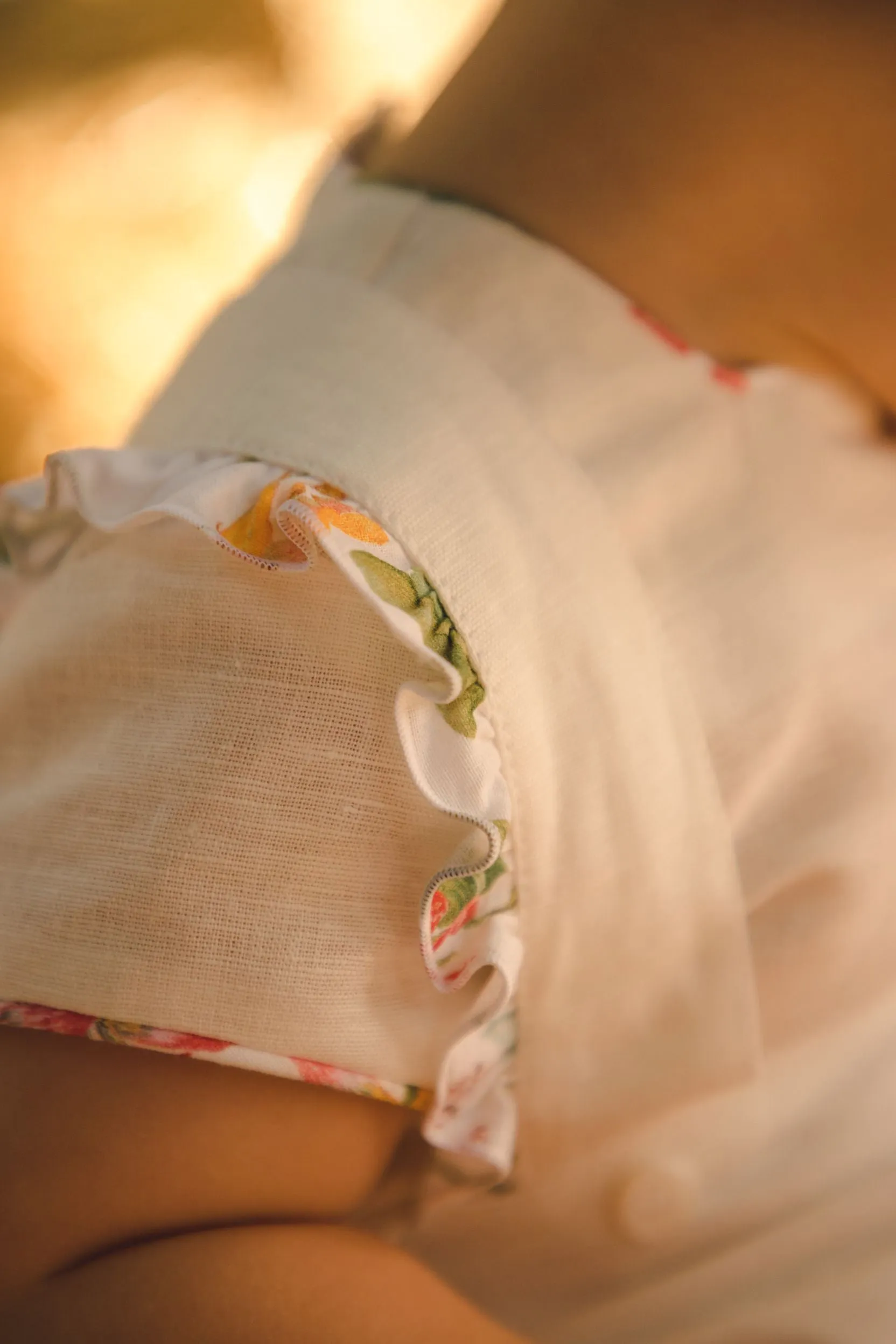 "Yuri" White Linen Floral Top & Jam Pants