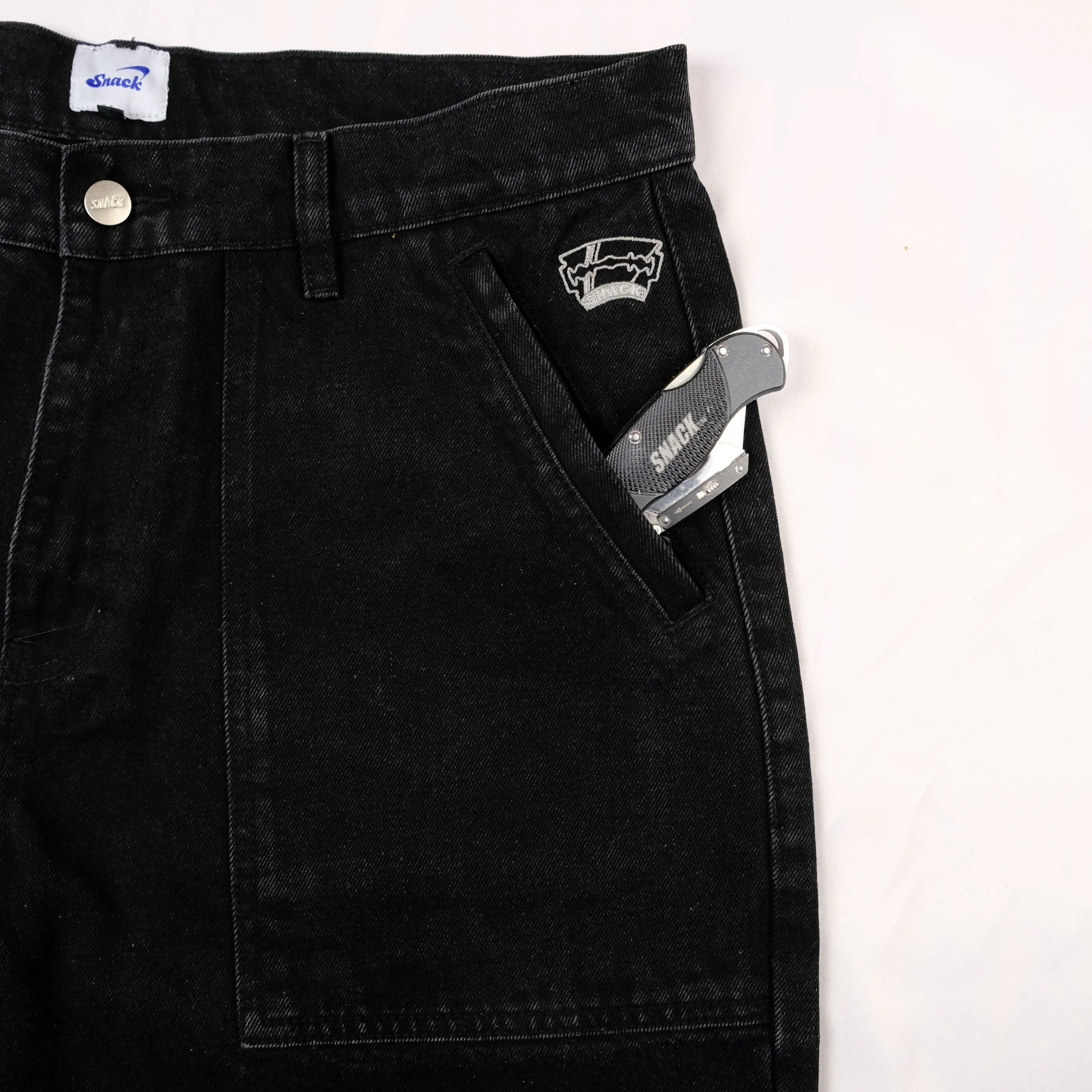 RAZOR SHARP JEANS