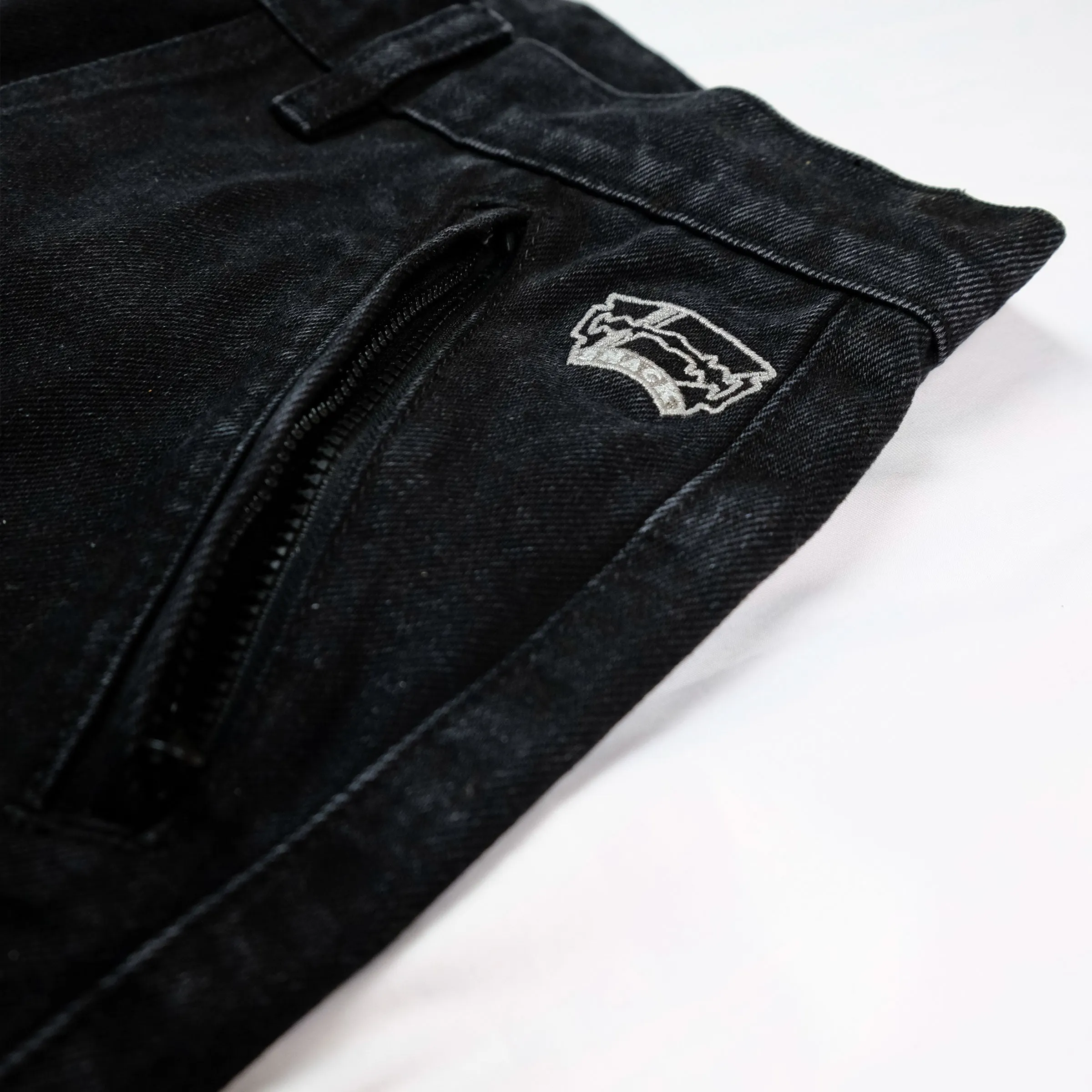 RAZOR SHARP JEANS