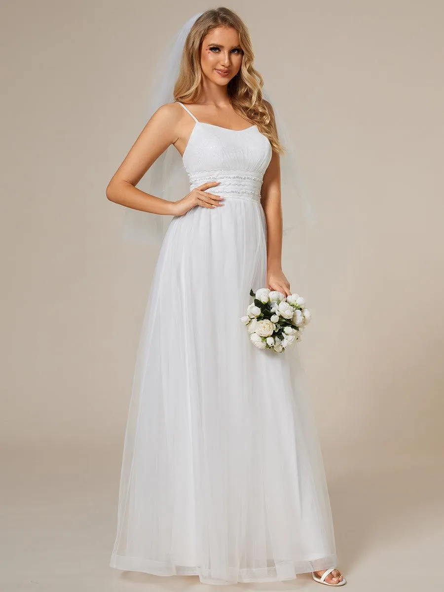 Robe de mariée classique en tulle à bretelles spaghetti réglables avec chaîne à paillettes à la taille