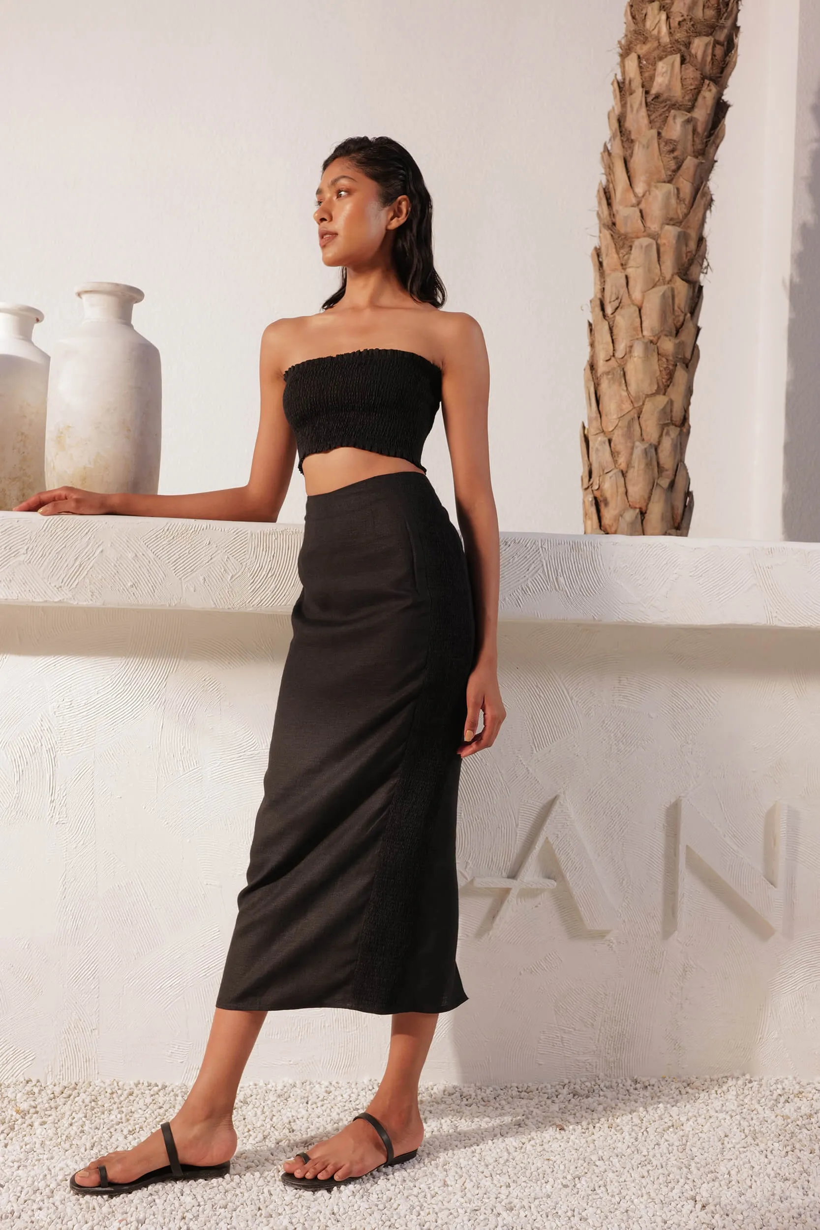 Sand Basic Tube Top (Black)