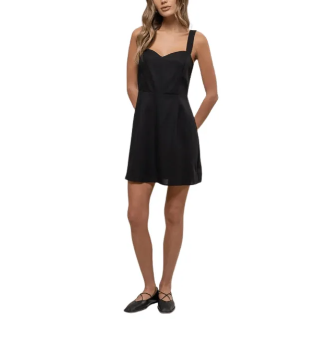 Sweetheart Linen Dress