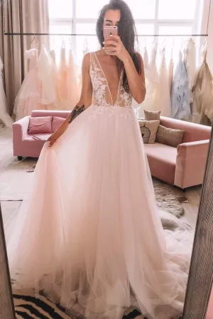 Tulle Beach Wedding Dresses with See-through Lace Bodice